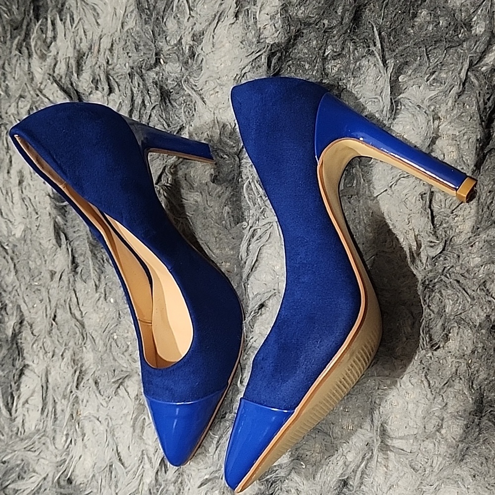 High Heel Pointed Toe Pumps Slip-on. Royal Blue and Red, 6.5 US, 37 EU.